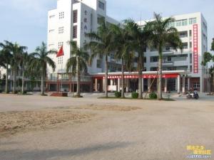 潮安縣彩塘中學 培育人才的搖籃